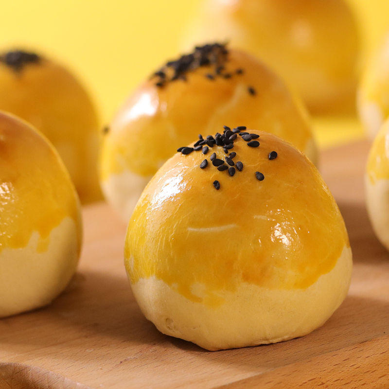 安徽黄山奶油蛋黄酥手工制作散装十枚全国发货批发零售