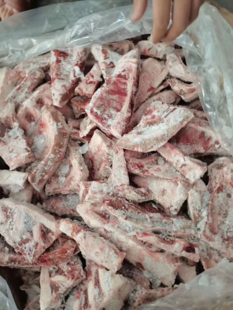 多肉羊胸口骨，羊三角排，40斤一件，适合红烧，酱烧