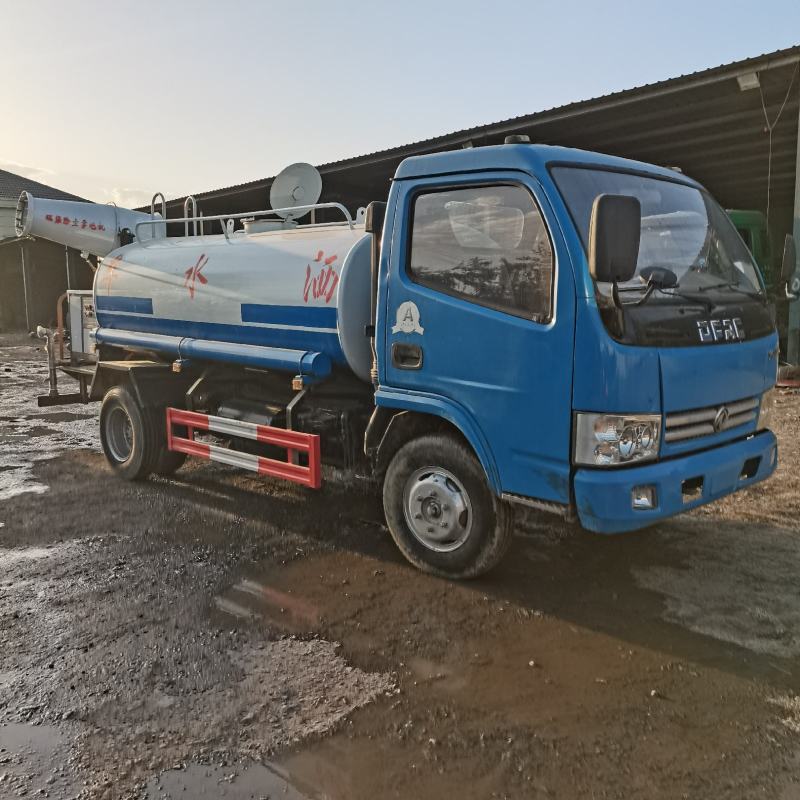 物业小区公园厂区用电动扫地车扫路车五刷扫地车