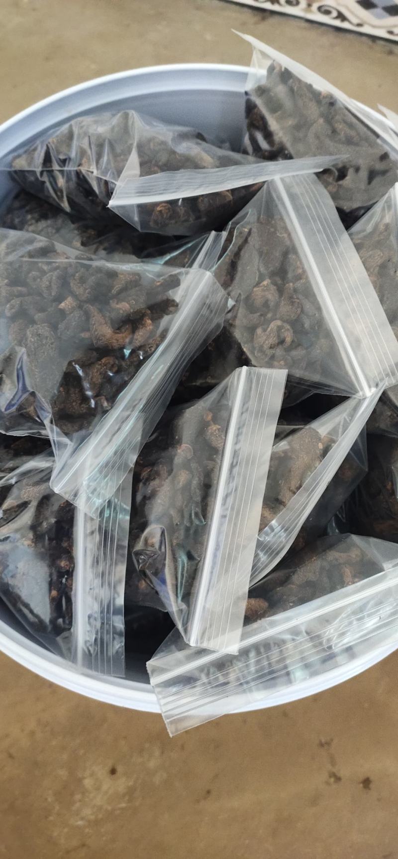 黄精干，纯手工制做，无任何添加剂
