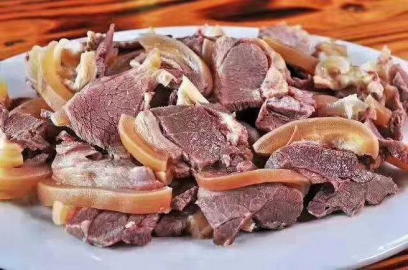 中港集团，驴肉热卖中！诚信经营！你值得拥有！