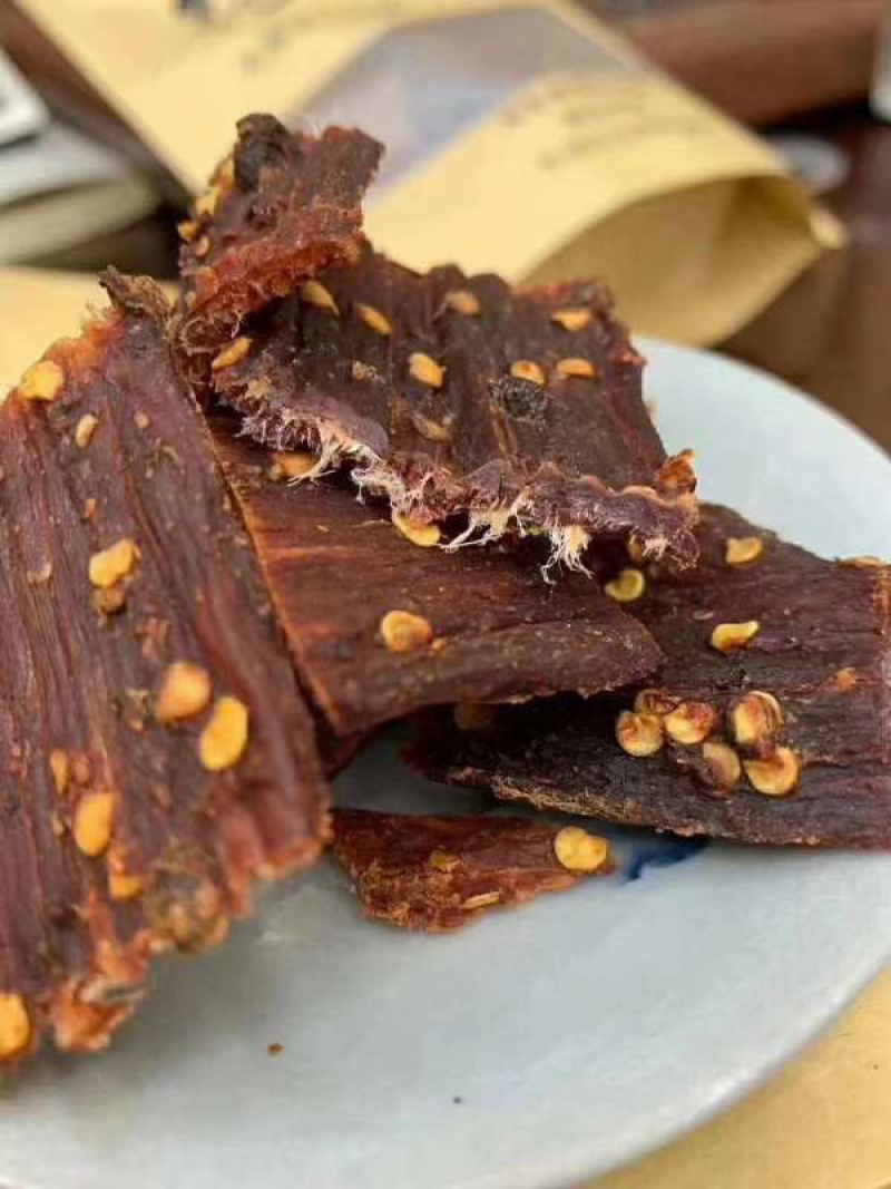云南香格里拉牦牛肉干自然风干牛肉干量大从优