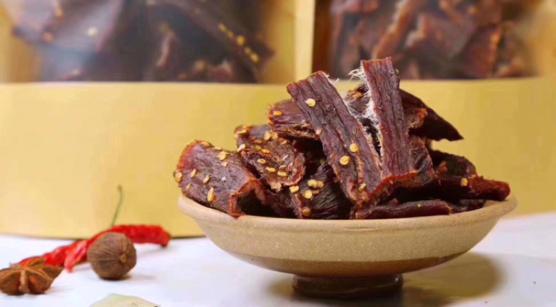 云南香格里拉牦牛肉干自然风干牛肉干量大从优