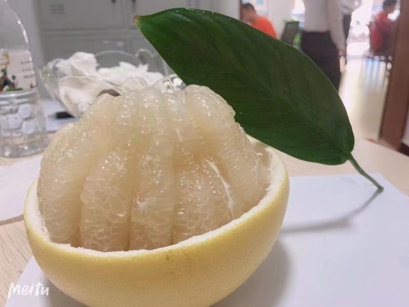 甜过初恋的………水晶柚……