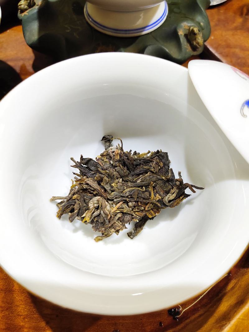 云南普洱生茶，2018年邦崴古树茶，茶气足，适合存放
