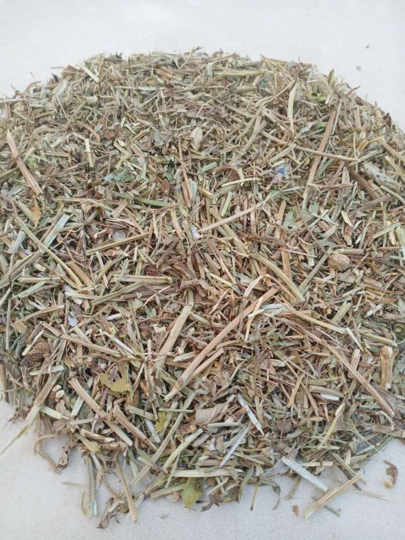 花生秧，花生秧草段，猪牛羊鸡鸭鹅饲料，大量供应！