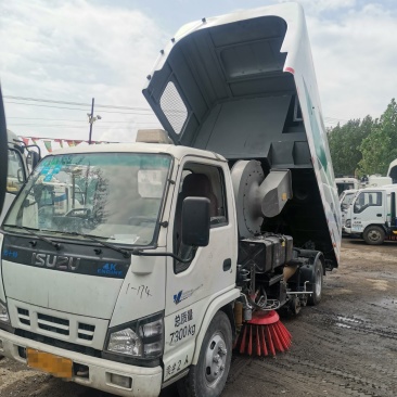 低价转让道路洗扫车特种车