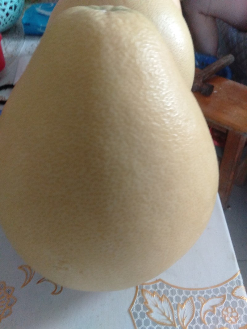 金秀三红蜜柚，精品柚子，皮薄肉厚口感好，产地直销。