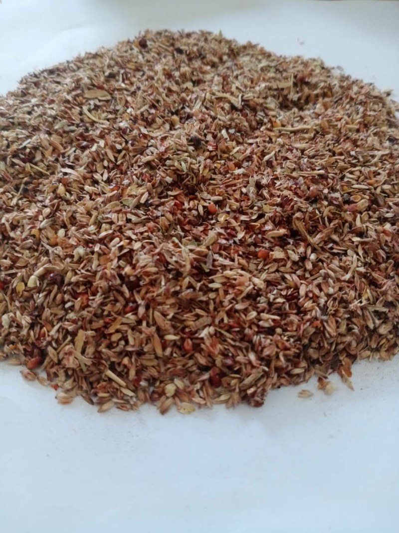 高粱糠，猪牛羊鸡鸭鹅辅助饲料，价格实惠，质优价廉！