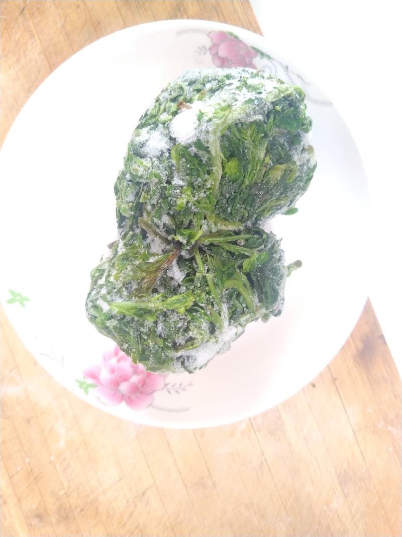 枸杞芽菜，自然生长，开春人工採摘。