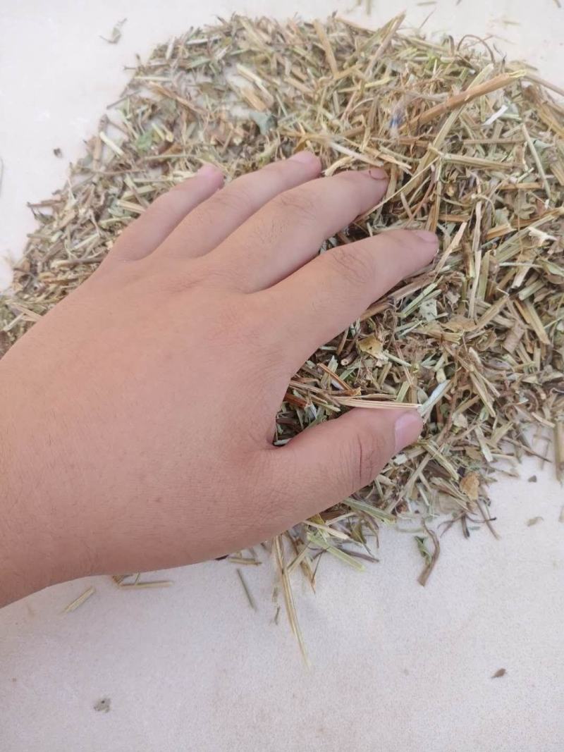 花生秧，价格美丽品质上乘，牛羊好料，营养丰富！