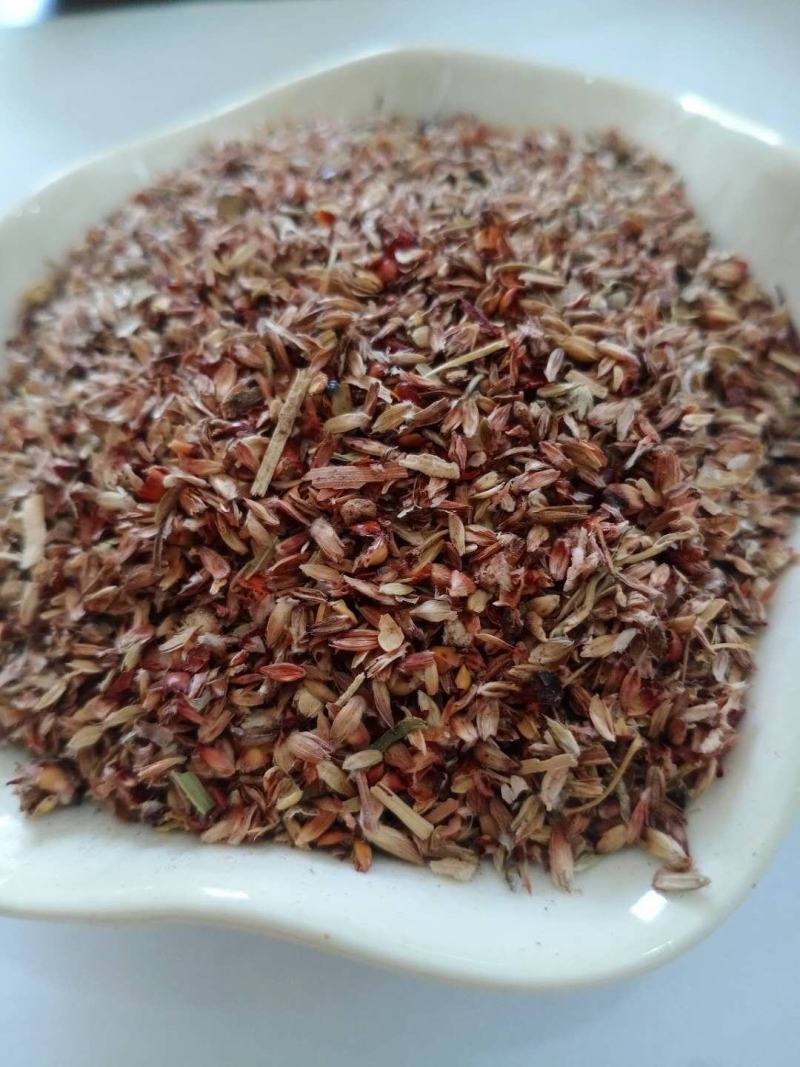 高粱糠，猪牛羊好料价格低廉，品质保证，货真价实！