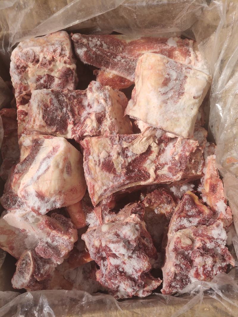【牛龙骨】黄牛的龙骨！箱装大小段都有随机！带肉不多味道好