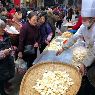 黄金薯片2020年赶集早市膨化食品休闲小吃油炸食品薯片