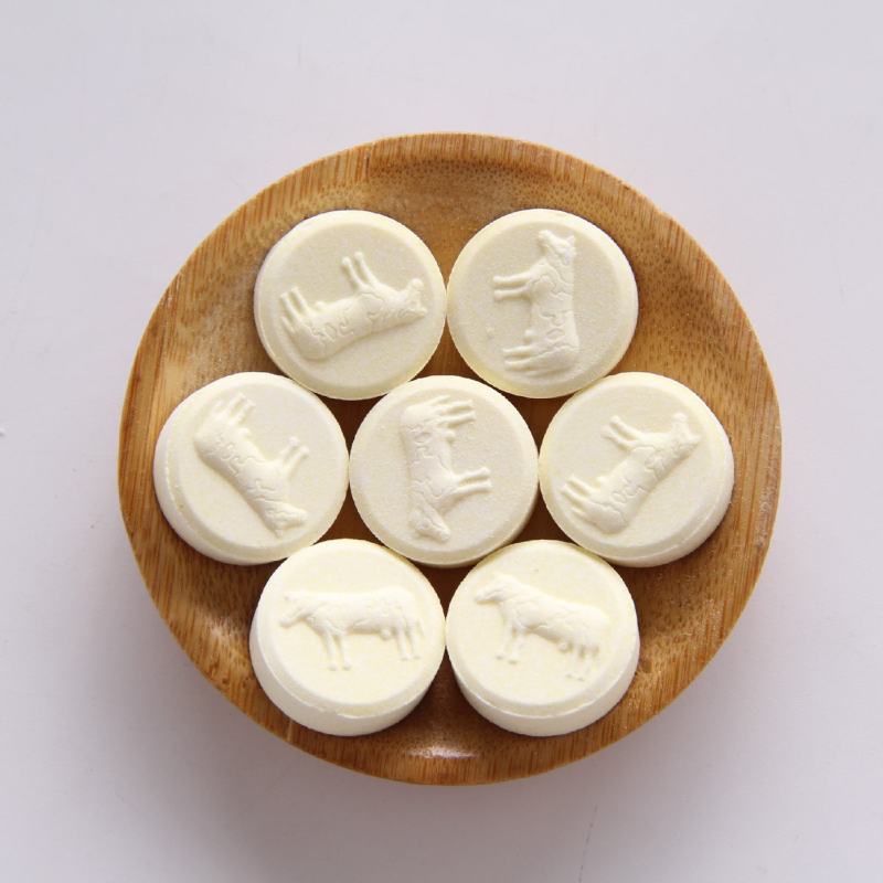 内蒙特产羊奶呗牛奶呗驼奶呗散装袋装休闲零食干吃奶片