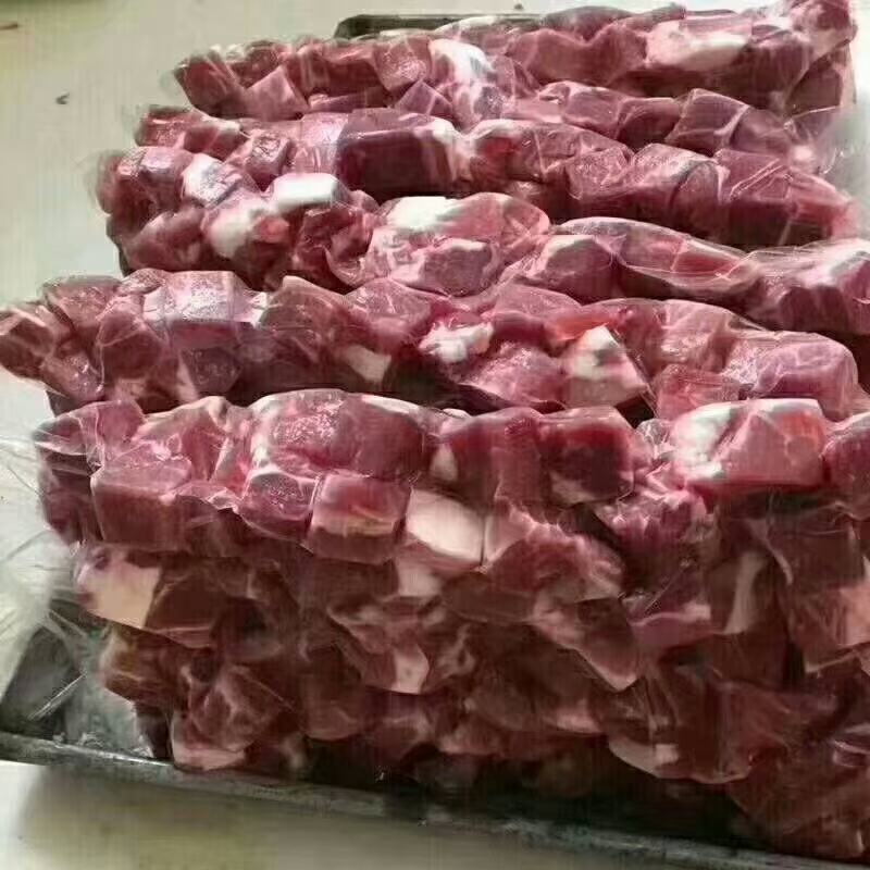 牛肉粒天天加工，每天都有新货，欢迎各位老板选购。