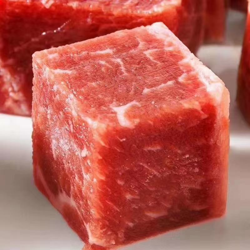 牛肉粒天天加工，每天都有新货，欢迎各位老板选购。