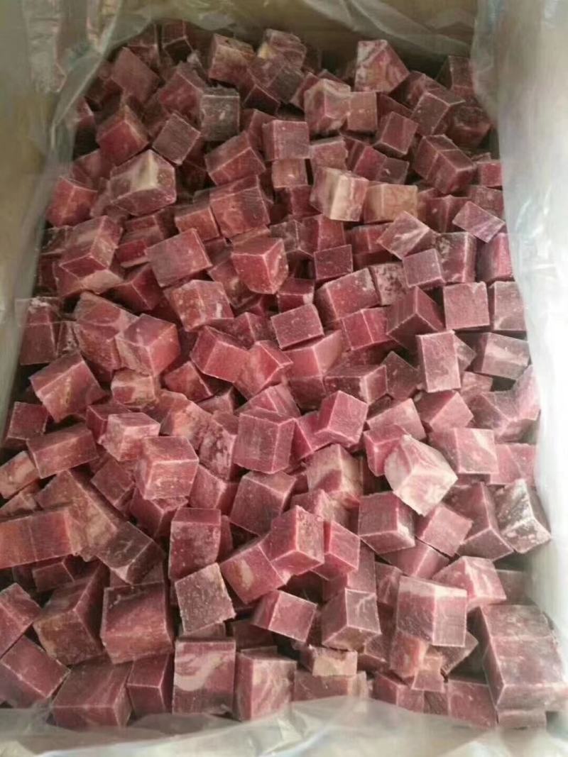 牛肉粒天天加工，每天都有新货，欢迎各位老板选购。