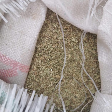 草粉，花生秧叶子粉，下脚料，