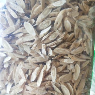 精选优质指甲片黄芪，批发各种中药量大从优