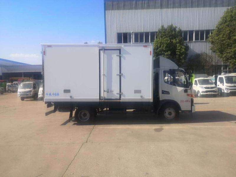 骏铃V5冷藏车冷链专用车蓝牌市内畅跑