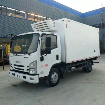 国六五十铃KV100冷藏车