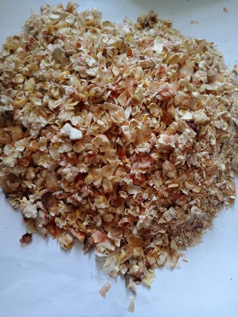 玉米皮，常年供应玉米皮饲料，价格低廉，品质优渥！