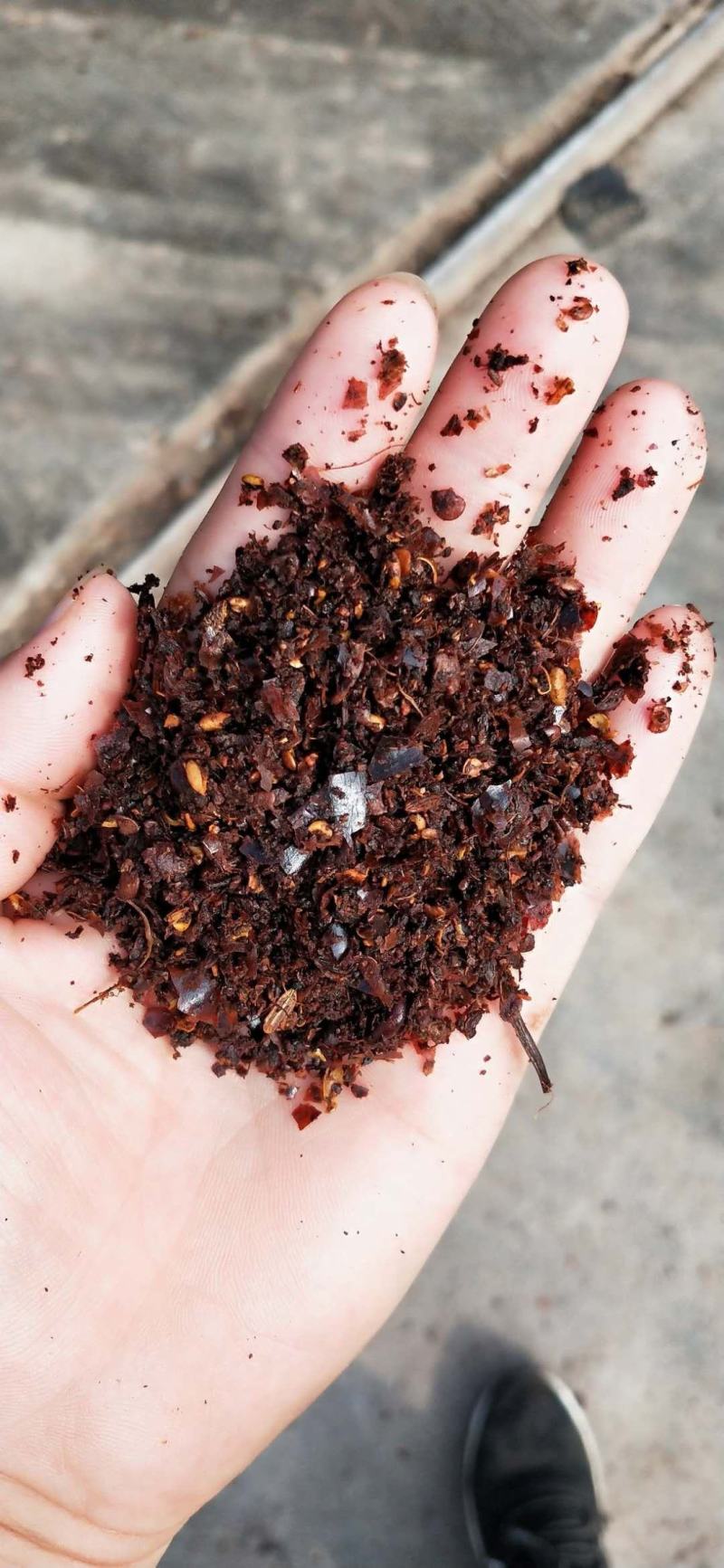 厂家供应辣椒粕大量批发发酵辣椒粕蛋鸡用量大价优