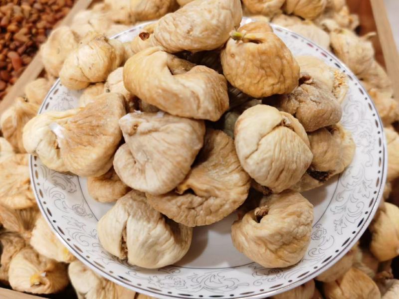 新疆今年的新鲜的无花果干特级果，精选果干，