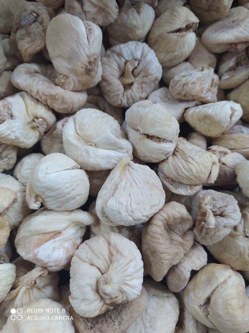 新疆今年的新鲜的无花果干特级果，精选果干，
