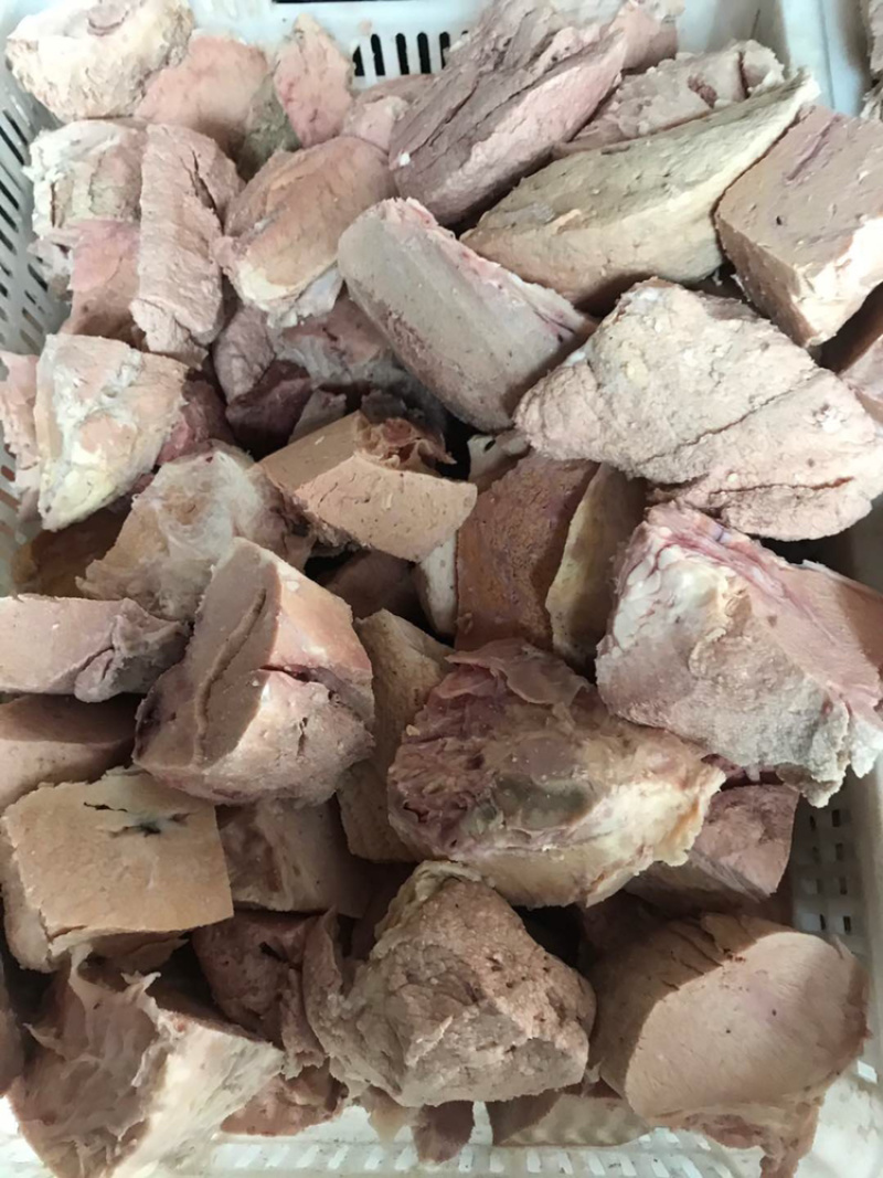 厂家直销熟奶块（牛奶渣）熟度好去油散装50斤一箱