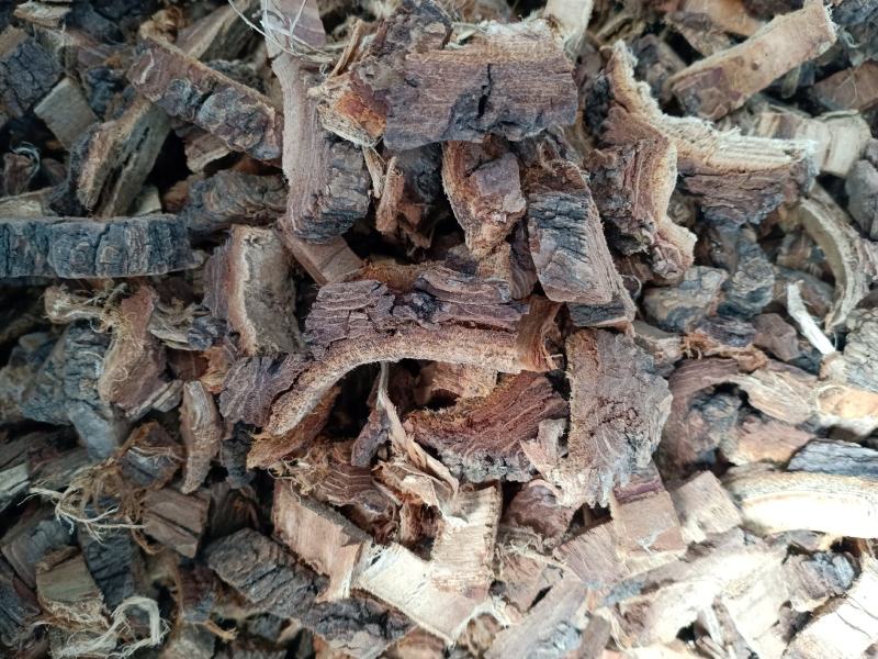 榆树皮，榆白皮干净无杂质量保证，量大从优！