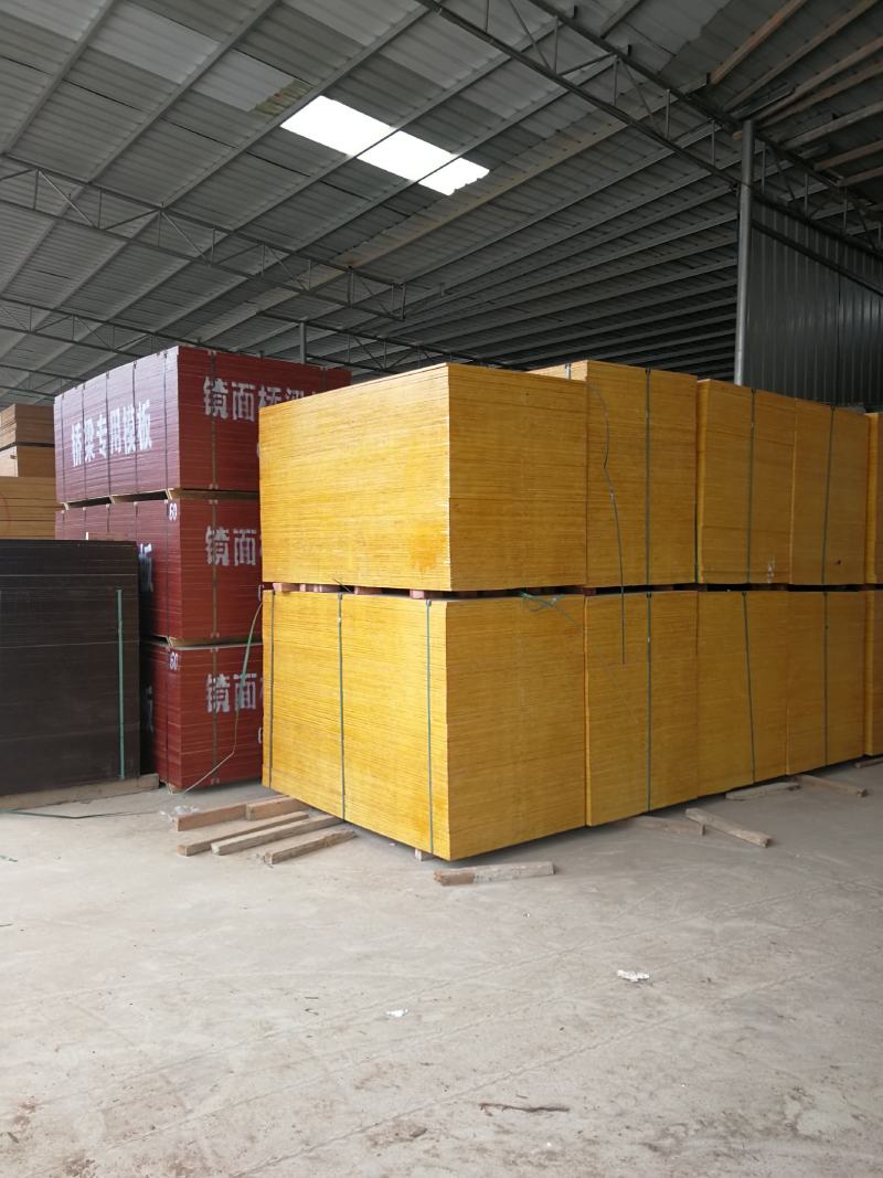 原木衫木各种工地方条模板4x8，3x5，5x10等等