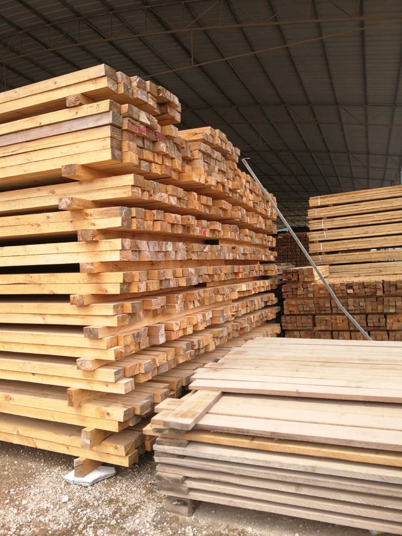 原木衫木各种工地方条模板4x8，3x5，5x10等等