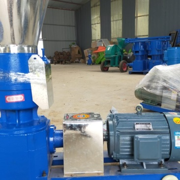 家用二相电颗粒机适合鸡鸭牛羊猪兔鱼等养殖家禽