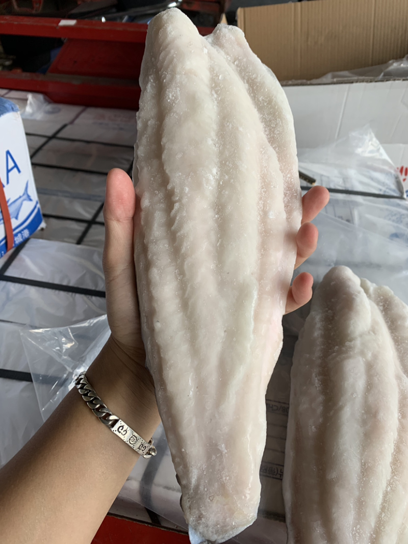 越南去皮带皮巴沙鱼，全规格，可视频看货，一手货源工厂直销