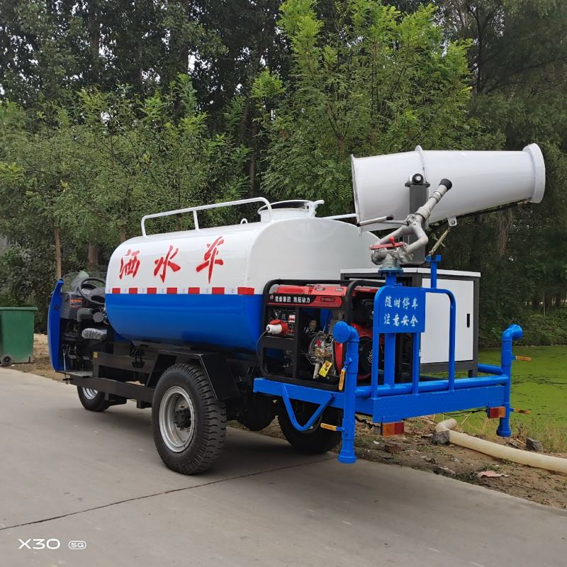 五征翔运虎22马力3方雾炮洒水车，喷洒车，道路清洗，