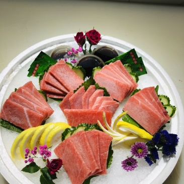 蓝鳍金枪大托天身肉。