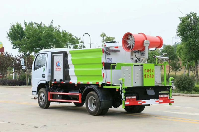 国六蓝牌小福瑞卡抑尘车