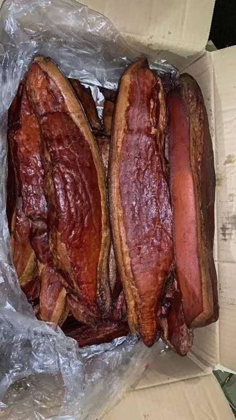 四川特产腊肉二刀肉烟熏肉电烤肉地摊跑量