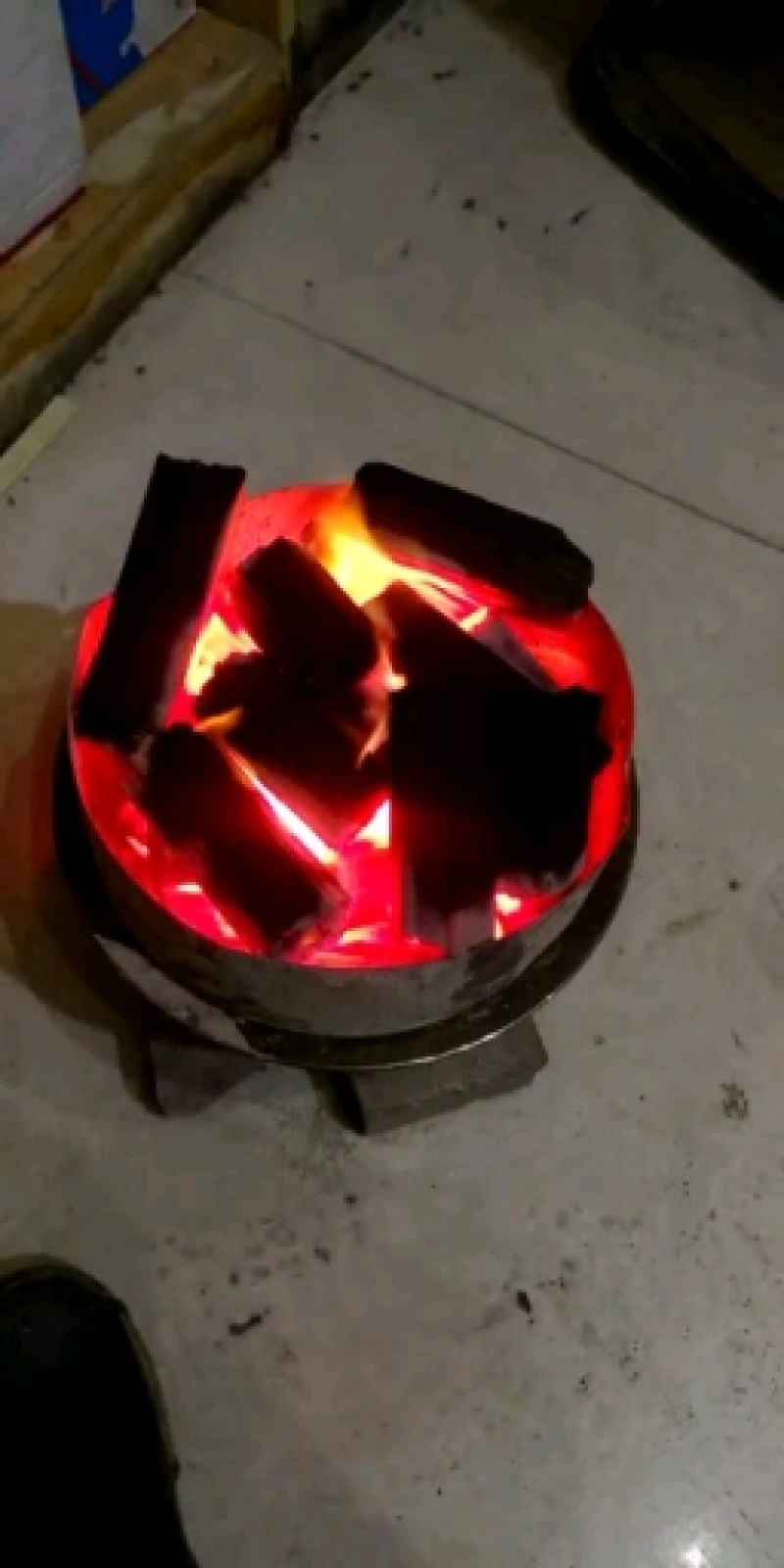 机制木炭环保型果木炭量大质优价格优惠欢迎咨询采购
