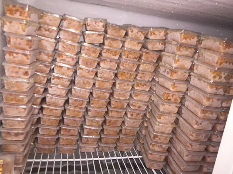 大量海胆批发，有需要的可以联系我