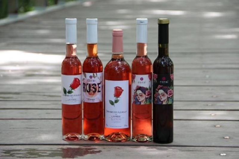 玫瑰鲜花酒美容养颜红酒