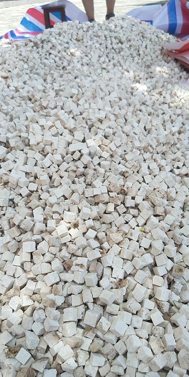 机器熟丁茯苓，23顿市场货药厂投料货供应