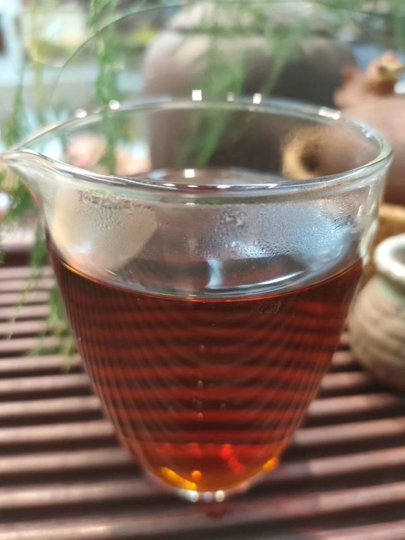冰岛茶普洱熟茶一饼560一提七饼