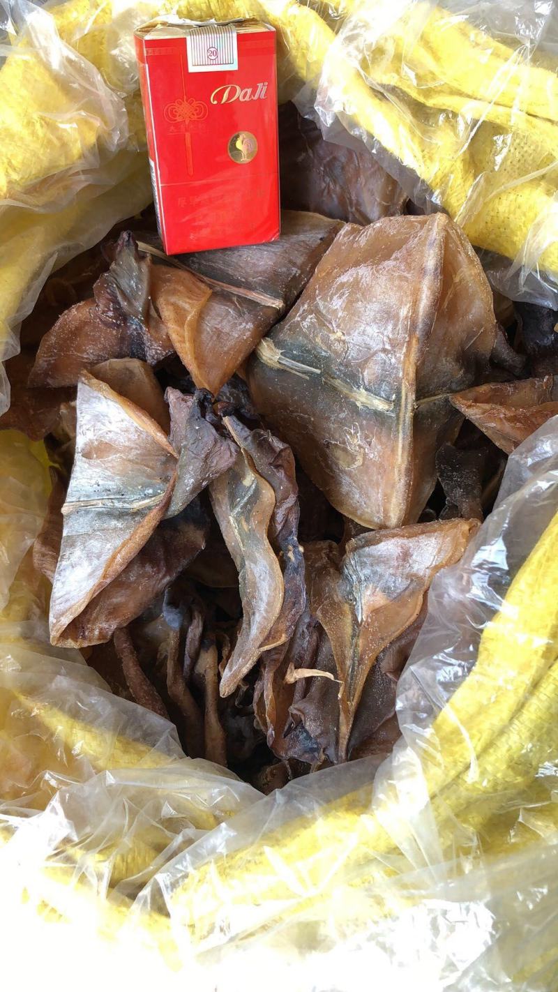 鱿鱼残片打花打条打丝鱿鱼干