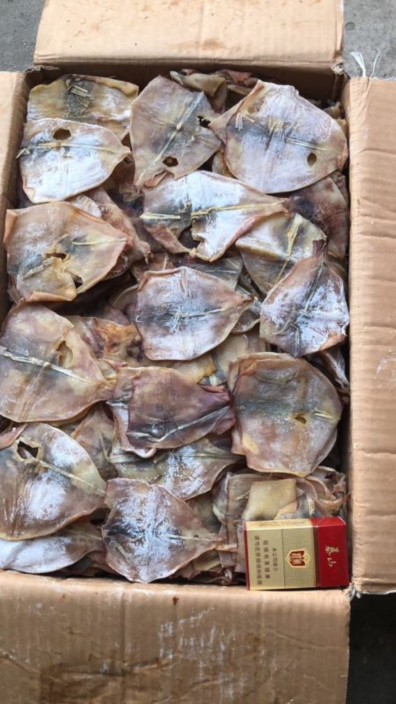鱿鱼残片打花打条打丝鱿鱼干