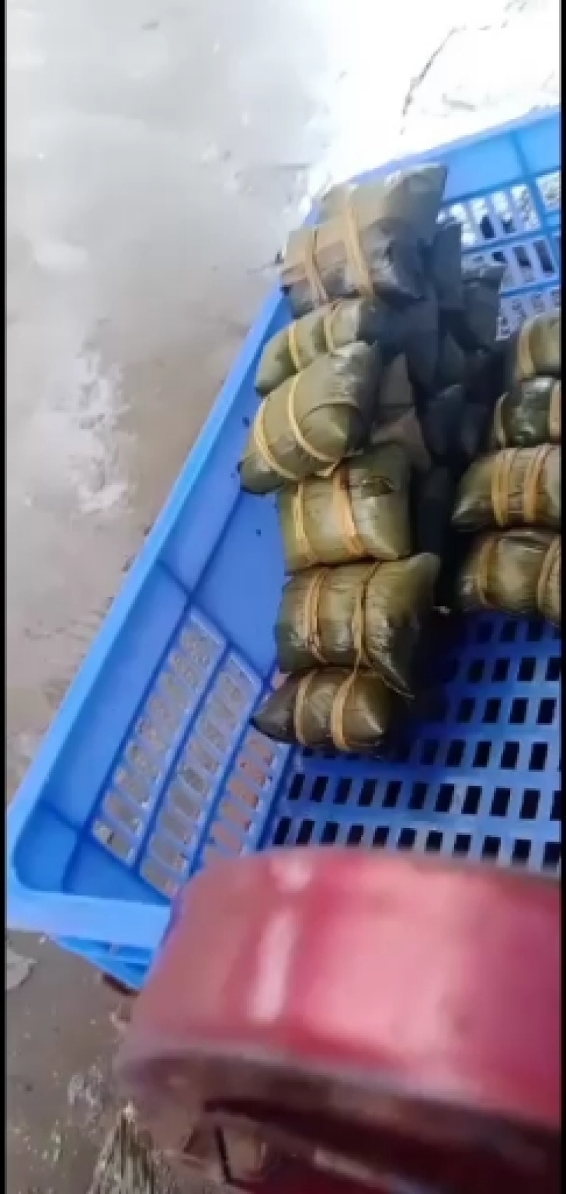 板栗粽，软糯味香，自家纯手工制作，无添加剂