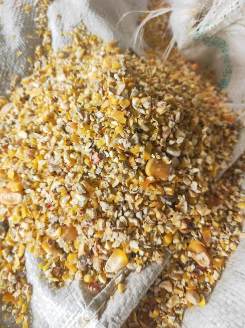 大量现货销售优质碎玉米，加工精细，价格实惠