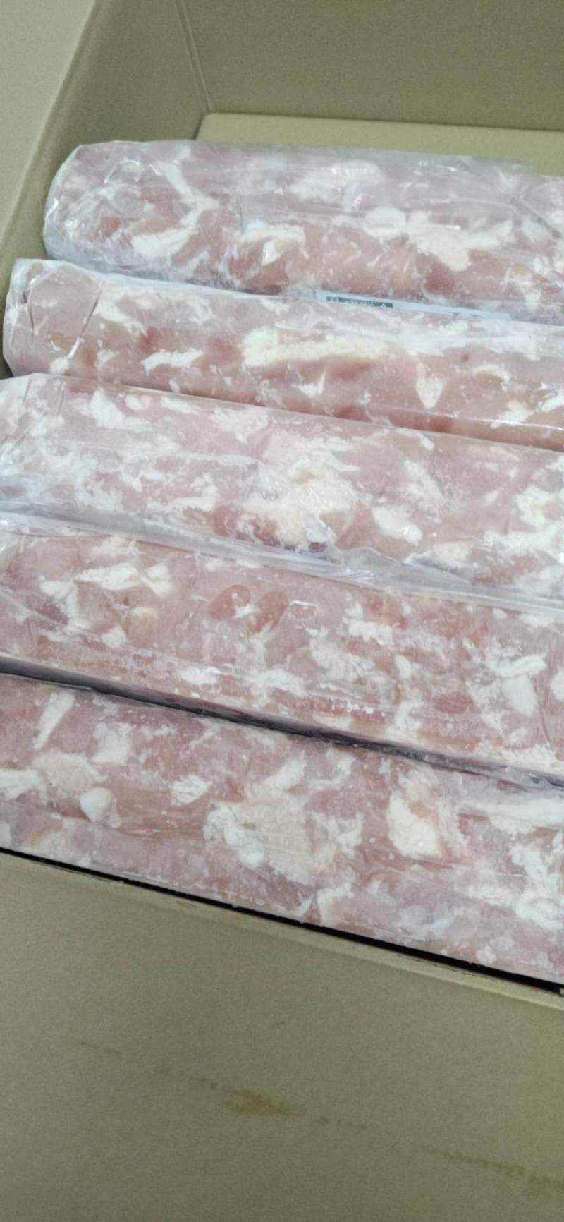 鸭胸肉清真鸭胸方砖，鸭胸肉卷，货品保证